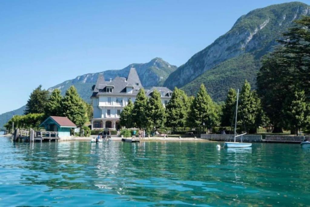 Bel Appartement Au Calme A 5 Minutes Du Village Menthon-Saint-Bernard Exterior photo